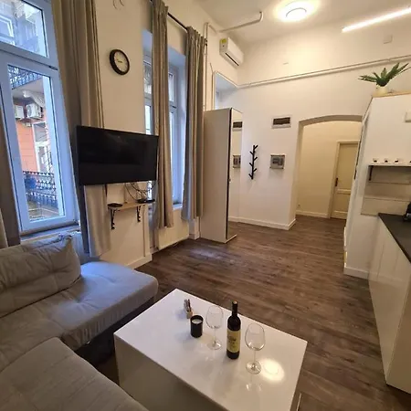 Akacfa Boutique Lägenhet Budapest