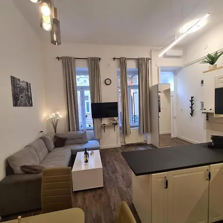 Lägenhet Akacfa Boutique Budapest